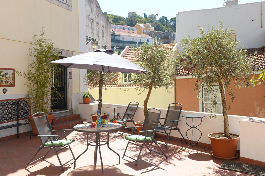 Апартаменты Costa Do Castelo Terrace, Em Rua Dos Lagares 8 Лиссабон Номер фото